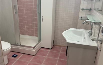ACIBADEM’DE,SİTE İÇİNDE SIFIR TADİLATLI 3+1 ARA KAT DAİRE
