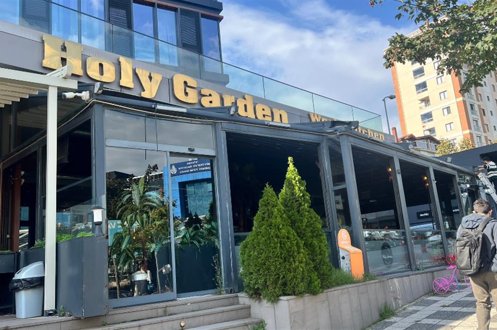 Ümraniye'de Devren Satılık 450m² Cafe, Restoran ve Oyun Salonu