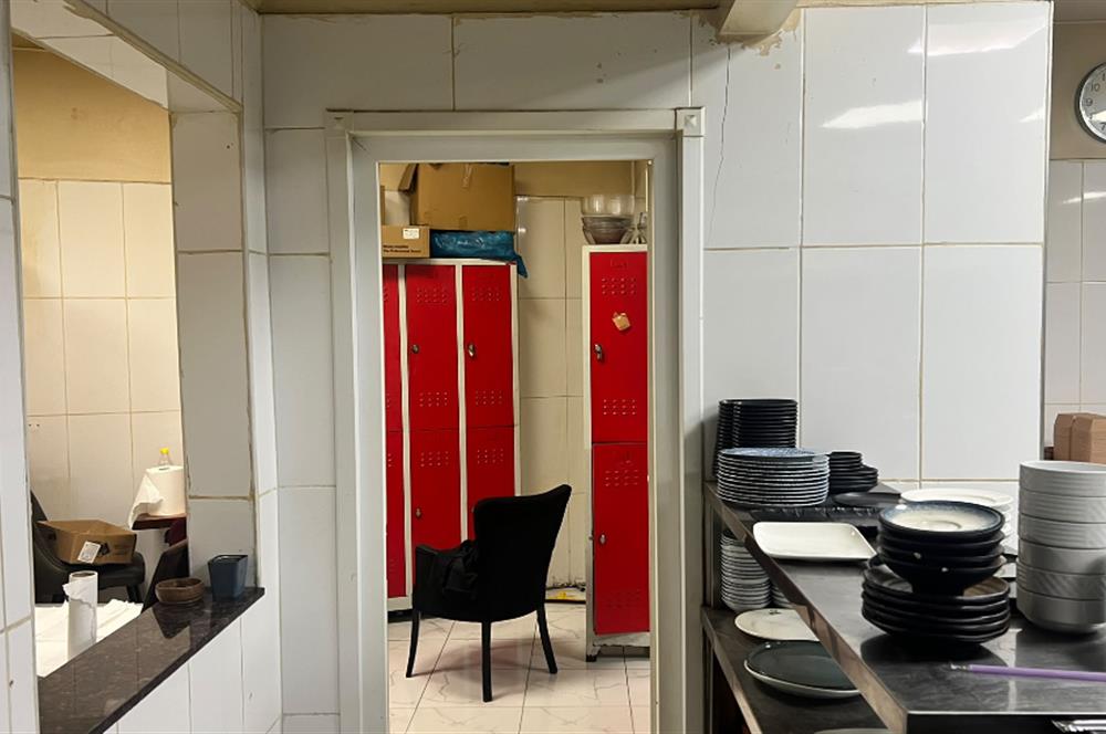 Ümraniye'de Devren Satılık 450m² Cafe, Restoran ve Oyun Salonu