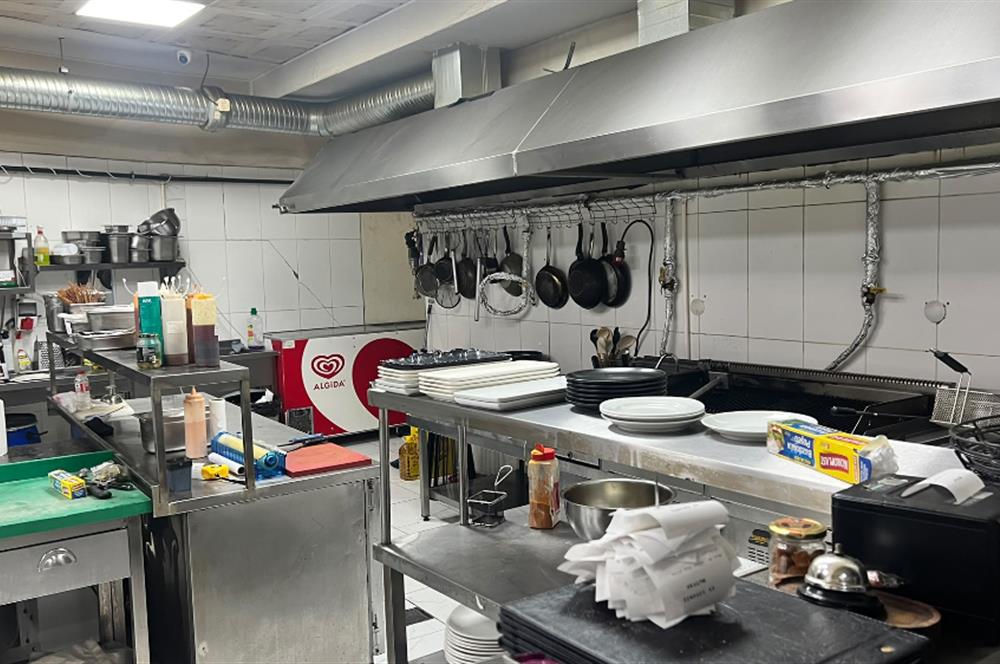 Ümraniye'de Devren Satılık 450m² Cafe, Restoran ve Oyun Salonu