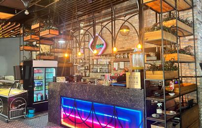 Ümraniye'de Devren Satılık 450m² Cafe, Restoran ve Oyun Salonu