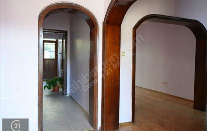 KOŞUYOLU SATILIK MÜSTAKİL İKİ KATLI EV