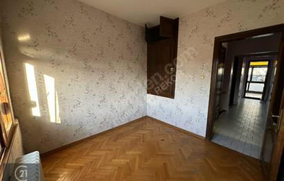 KOŞUYOLU SATILIK MÜSTAKİL İKİ KATLI EV