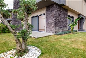 Çiğli Aydınlıkevler Asil Yaşamda Özel Bahçeli Lüks Villa - 1 - 38122