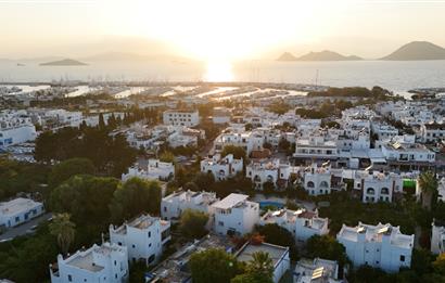 Turgutreis Site içerisinde Ortak Havuzlu 1+1 Daire