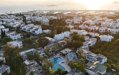 Turgutreis Site içerisinde Ortak Havuzlu 1+1 Daire