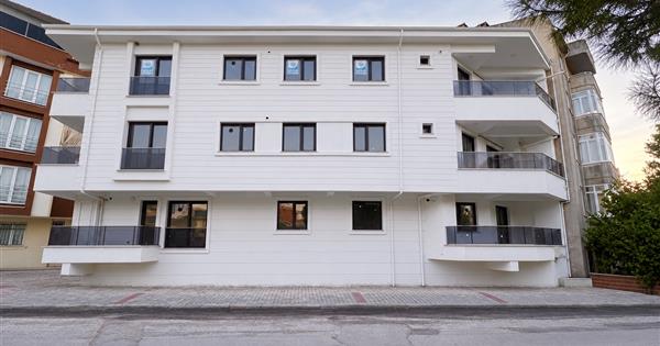 Kuvayimilliye Mah. Merkezi Konumda Yerden Isıtma Sıfır 2+1 Daire - 38138