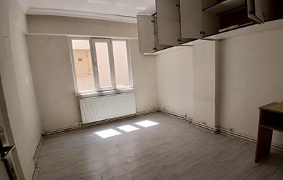 C21 LOCA'DAN ALTIEYLÜL NEF ÜNİVERSİTEYE YAKIN 2+1 KİRALIK DAİRE