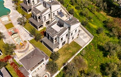 EDREMİT GÜREDE SENFONİ KONAKLARINDA SATILIK LÜKS TAŞ VİLLA