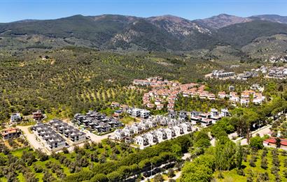 EDREMİT GÜREDE SENFONİ KONAKLARINDA SATILIK LÜKS TAŞ VİLLA