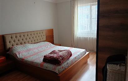 Bahçelievlerde Kiralık Park Manzaralı Arakat Geniş 2+1 Daire