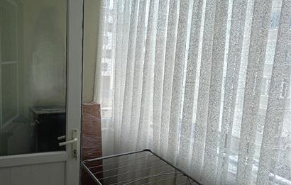 Bahçelievlerde Kiralık Park Manzaralı Arakat Geniş 2+1 Daire