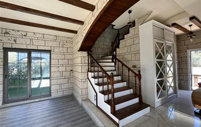 EDREMİT GÜREDE SENFONİ KONAKLARINDA SATILIK LÜKS TAŞ VİLLA