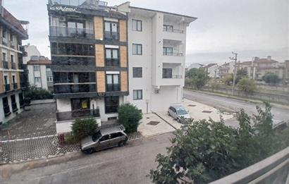 C21 LOCA' DAN ALTIEYLÜLDE İZMİR YOLUNA YAKIN SATILIK 1+1 DAİRE