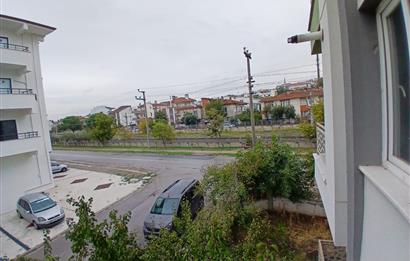 C21 LOCA' DAN ALTIEYLÜLDE İZMİR YOLUNA YAKIN SATILIK 1+1 DAİRE