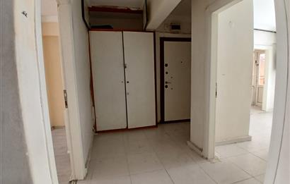 C21 LOCA'DAN ALTIEYLÜL NEF ÜNİVERSİTEYE YAKIN 2+1 KİRALIK DAİRE
