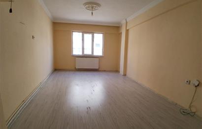 C21 LOCA'DAN ALTIEYLÜL NEF ÜNİVERSİTEYE YAKIN 2+1 KİRALIK DAİRE