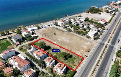C21 Bal'dan Küçükkuyu'da Denize Komşu Emsalsiz Satılık Arsa