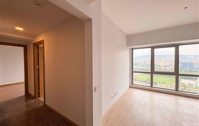İSTANBUL 216 2.ETAP B BLOK'TA EBEVEYN BANYOLU 2+1 SATILIK