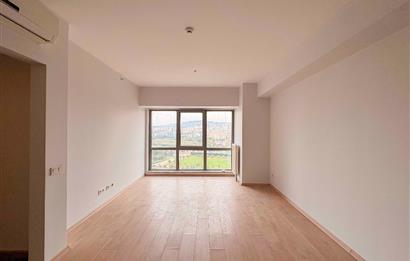 İSTANBUL 216 2.ETAP B BLOK'TA EBEVEYN BANYOLU 2+1 SATILIK