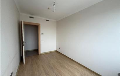 VARYAP MERİDİAN C BLOKTA YÜKSEK KATTA BOŞ 3+1 KİRALIK DAİRE