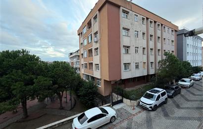 ÜSKÜDAR BAĞLARBAŞI SOYAK EVLERİ EŞYALI 2+1 KİRALIK DAİRE
