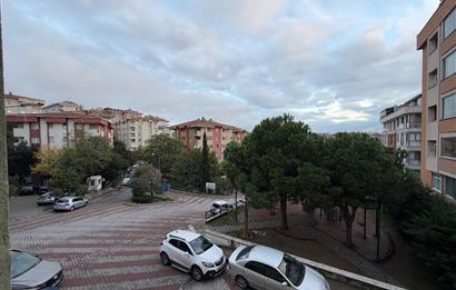 ÜSKÜDAR BAĞLARBAŞI SOYAK EVLERİ EŞYALI 2+1 KİRALIK DAİRE