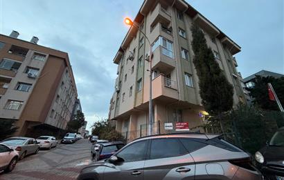 ÜSKÜDAR BAĞLARBAŞI SOYAK EVLERİ EŞYALI 2+1 KİRALIK DAİRE