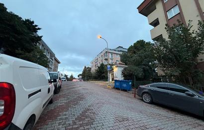 ÜSKÜDAR BAĞLARBAŞI SOYAK EVLERİ EŞYALI 2+1 KİRALIK DAİRE