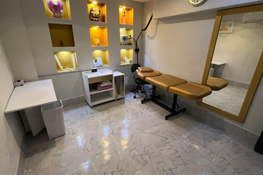 BALIKESİR ÇARŞIDA 3 KATLI DEVREN KİRALIK FIRSAT GÜZELLİK MERKEZİ