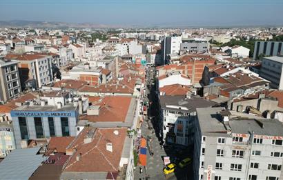 BALIKESİR ÇARŞIDA 3 KATLI DEVREN KİRALIK FIRSAT GÜZELLİK MERKEZİ