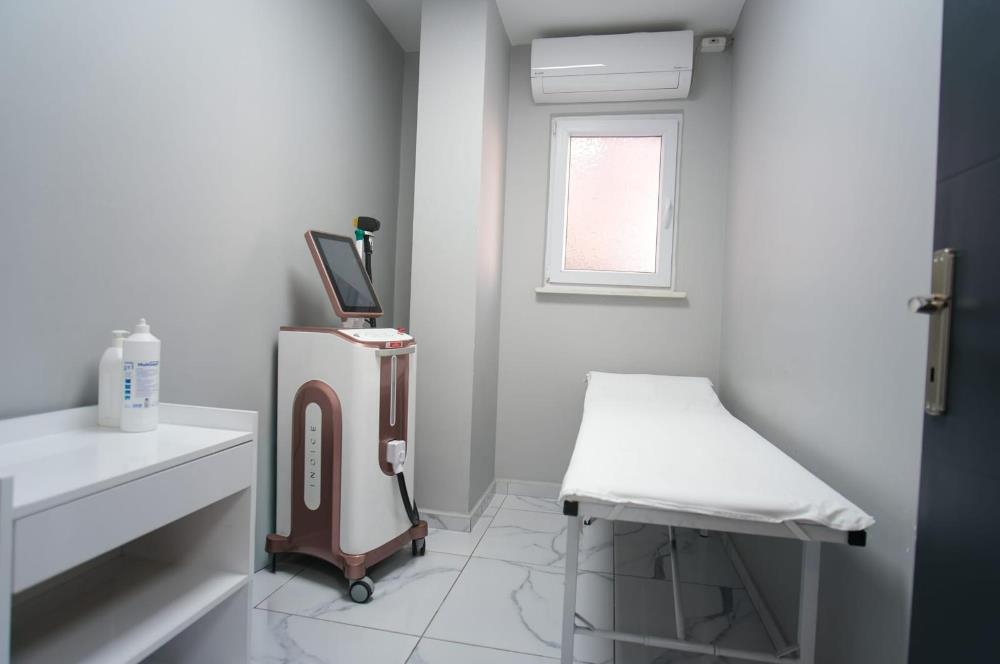Balıkesir Edremit'te Lüks Devren Kiralık Güzellik Merkezi