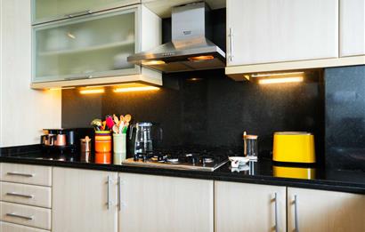 NİŞANTAŞI'NA YÜRÜME MESAFESİNDE OTOPARKLI 4+1 DAİRE