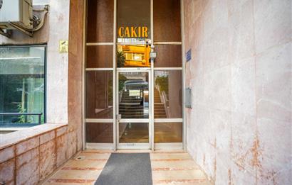 NİŞANTAŞI'NA YÜRÜME MESAFESİNDE OTOPARKLI 4+1 DAİRE