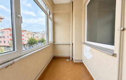 Talatpaşa caddesi üzerinde, ferah ve aydınlık 2+1 kiralık daire